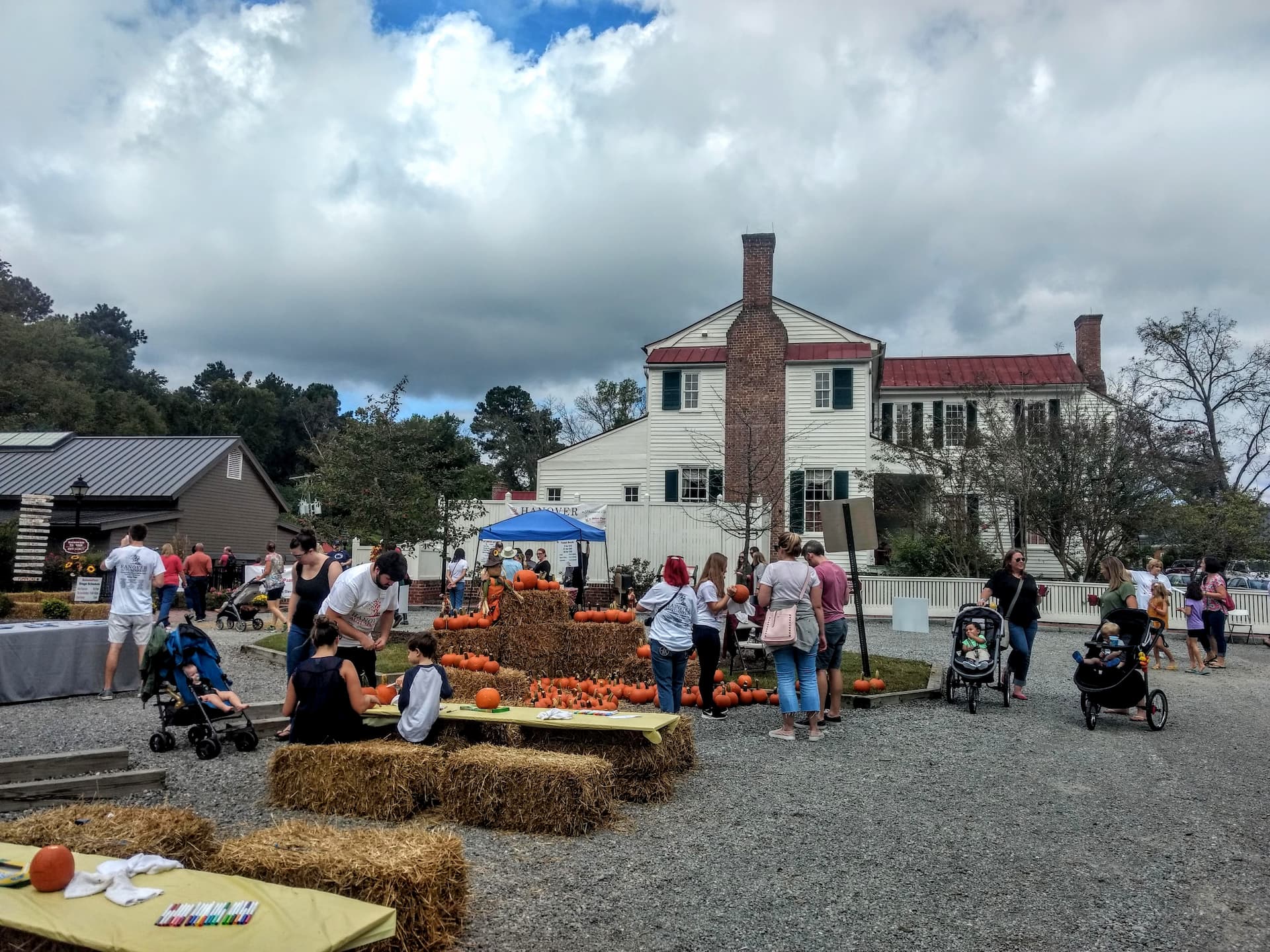 Pumpkin sale at Hanover Tavern